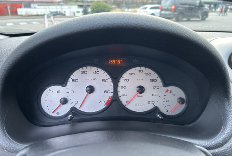 Peugeot 206 1.4 i 16V 90cv