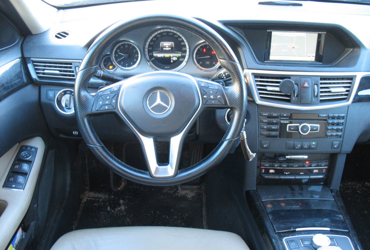 Mercedes CLASSE E BREAK S212 2.1 E 250 CDI / BLUETEC 4-MATIC 4X4 AVANTGARDE