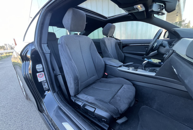 BMW Série 4 Coupé 420i 184 cv BVA (F32) Pack M / Suivi BMW / Toit Ouvrant / Caméra 360 / Tête haute