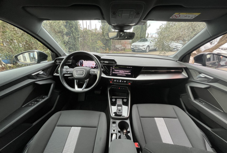 AUDI A3 Sportback IV 35 TDI S TRONIC 150cv BVA / CARPLAY / Sièges chauffants 