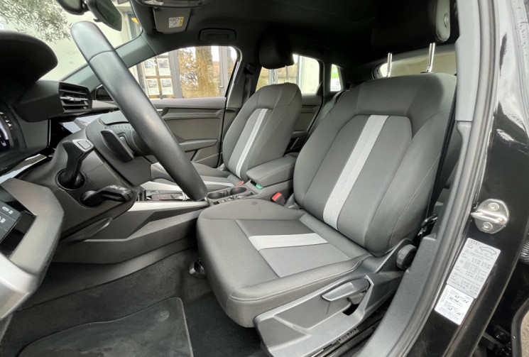 AUDI A3 Sportback IV 35 TDI S TRONIC 150cv BVA / CARPLAY / Sièges chauffants 