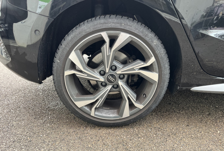 AUDI A3 Sportback IV 35 TDI S TRONIC 150cv BVA / CARPLAY / Sièges chauffants 