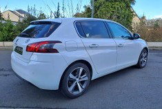 Peugeot 308 1.2 130ch Tech Edition EAT8 Toit panoramique / Idem GT Line