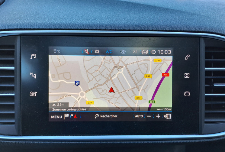 Peugeot 308 1.2 130ch Tech Edition EAT8 Toit panoramique / Idem GT Line