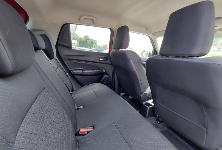 Suzuki SWIFT 1.0 Boosterjet 111ch Pack Auto Euro6d-T // Boite automatique // Première main