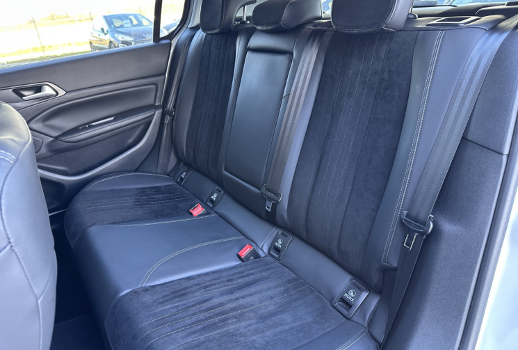 Peugeot 308 II Allure 2.0 BlueHDi 150 cv BVA - Attelage/ caméra