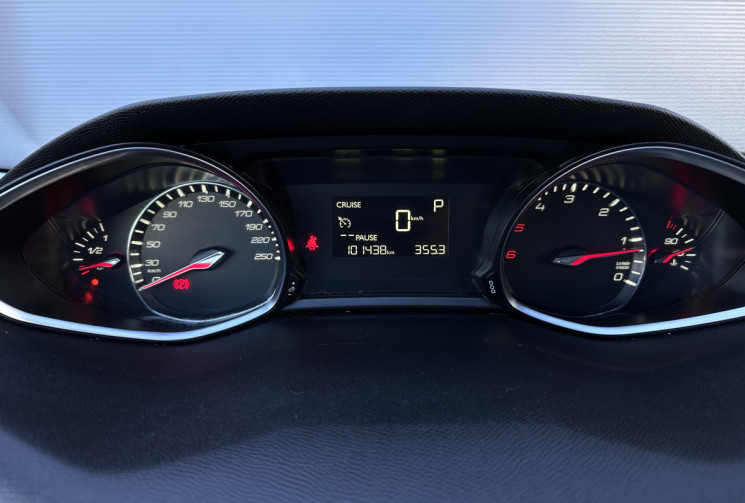 Peugeot 308 II Allure 2.0 BlueHDi 150 cv BVA - Attelage/ caméra