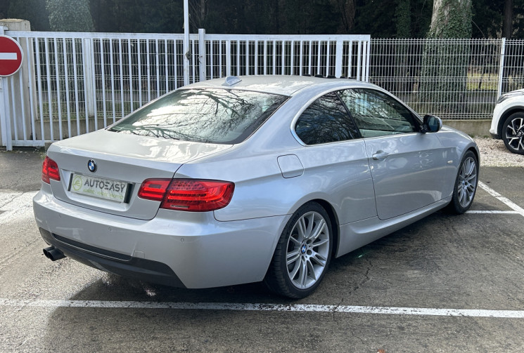 BMW SERIE 3 (E92) Coupé 325i 3.0 i 218 Pack M sièges électriques / GPS / Toit ouvrant