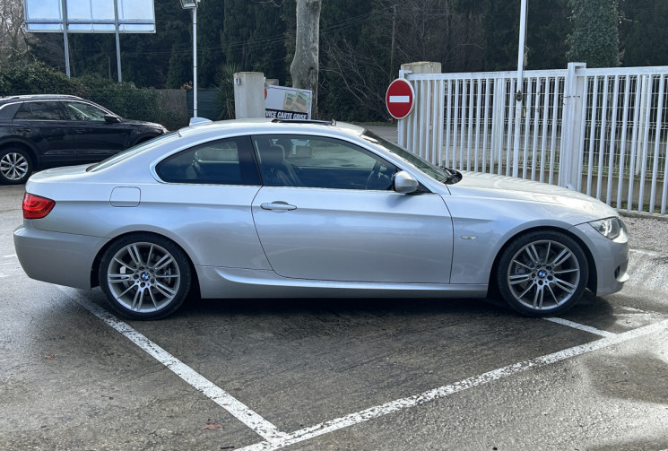 BMW SERIE 3 (E92) Coupé 325i 3.0 i 218 Pack M sièges électriques / GPS / Toit ouvrant