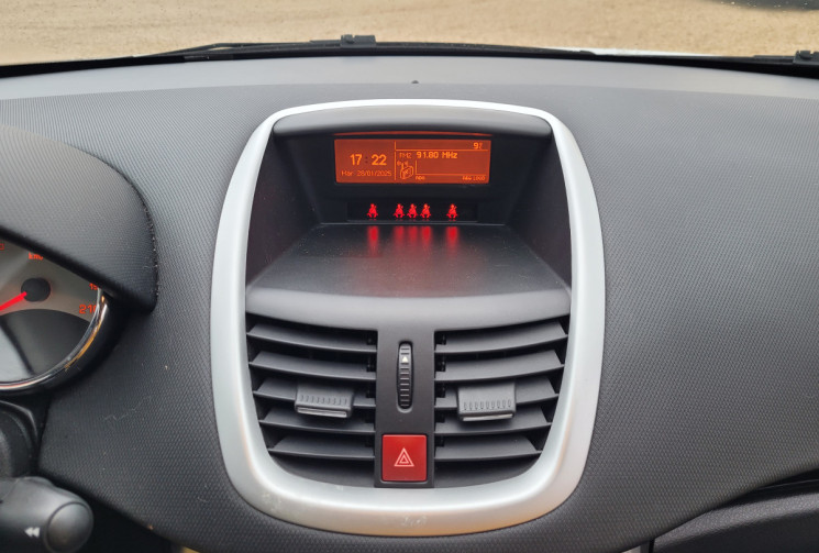 PEUGEOT 207 1.6 HDI 112 Ch FAP PREMIUM