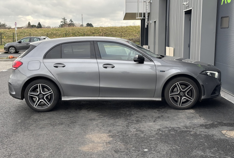 Mercedes Classe A 250e 218ch EQ POWER 8G-DCT AMG Line - Garantie Mercedes 2026