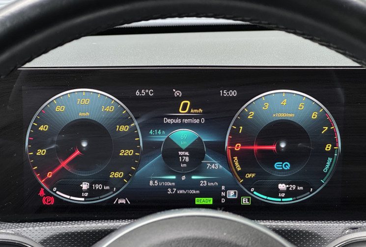 Mercedes Classe A 250e 218ch EQ POWER 8G-DCT AMG Line - Garantie Mercedes 2026