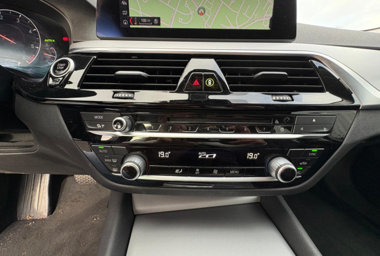 BMW SERIE 5 TOURING 520D  2.0 D STEPTRONIC8 190 BUSINESS DESIGN-  BOITE AUTO - GARANTIE 12  MOIS