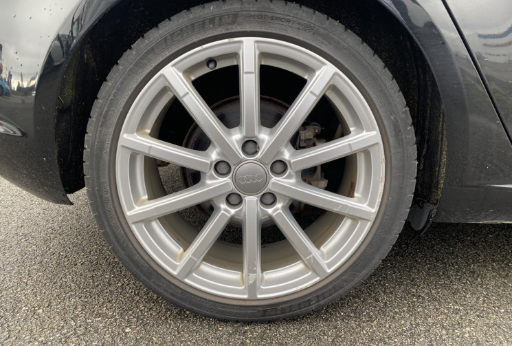 Audi A3 SPORTBACK Série 3 1.4 TSI S-Tronic7 S&S 150 cv BVA ULTRA S-LINE