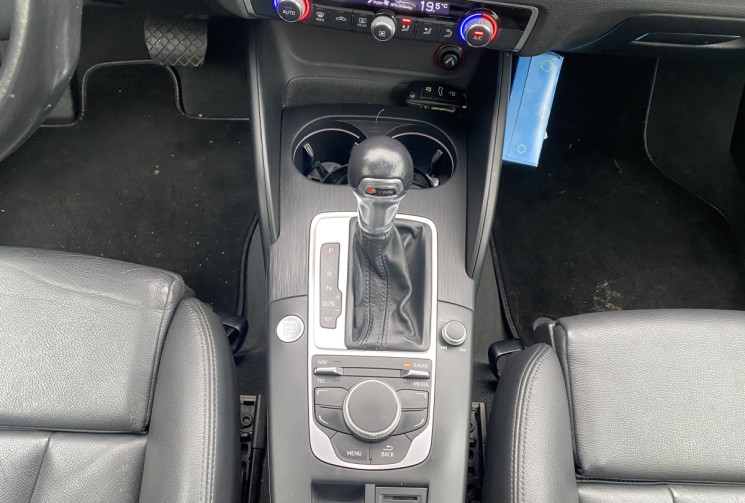 Audi A3 SPORTBACK Série 3 1.4 TSI S-Tronic7 S&S 150 cv BVA ULTRA S-LINE