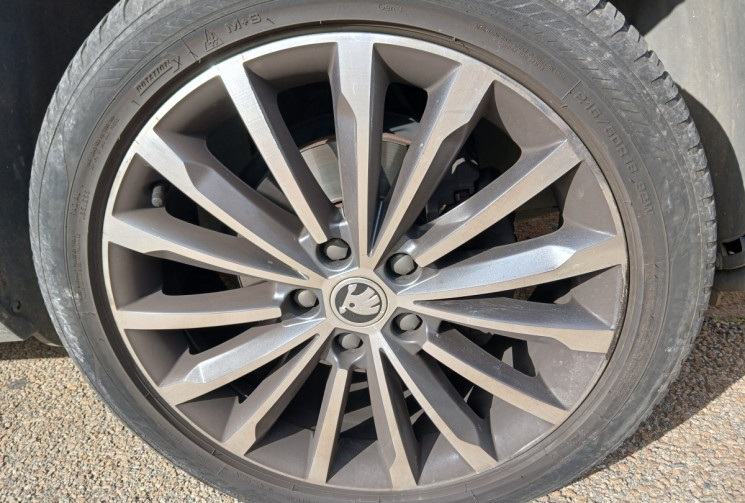 Skoda Karoq 1.5 TSI 4x2 150 STYLE 