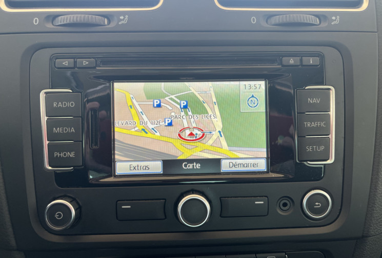 Volkswagen Golf VI 1.4 TSI 160 ch CARAT /CHAINE DE DISTRIBUTION /TOIT OUVRANT/GPS/RADAR/ REGULATEUR