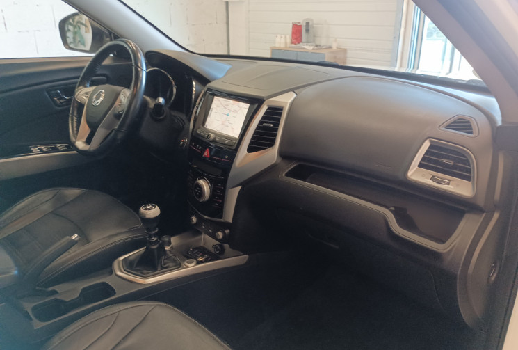 Ssangyong TIVOLI 160 e-XDI 115 CV 2WD Luxury