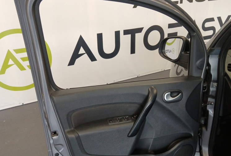 Renault KANGOO II phase 2 1.5 BlueDCi 95cv FINITION LIMITED DOUBLE PORTE LATERAL SUIVI COMPLET
