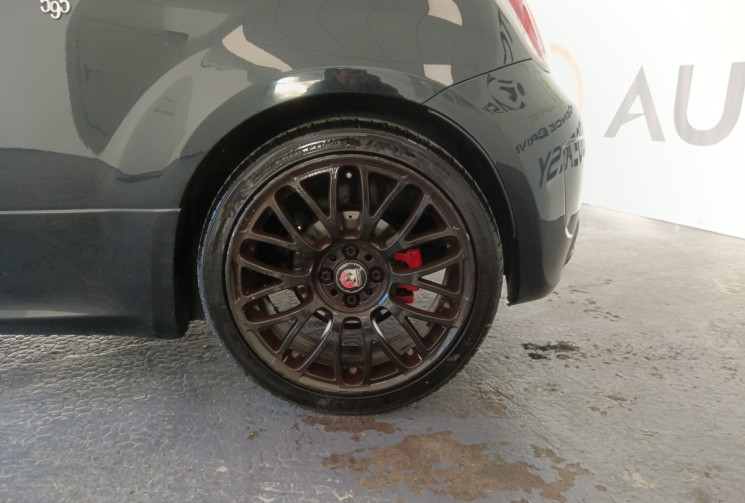 Abarth 500 595 TURISMO 1.4 T-JET 165CV