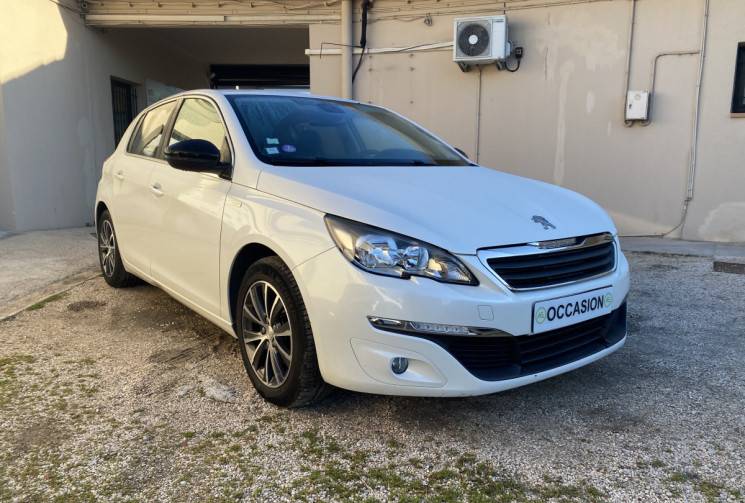 Peugeot 308 1.2 e-THP SENSATION 130 ch / COURROIE DE DISTRI CHANGEE 
