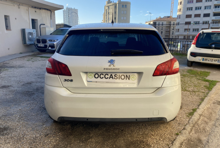 Peugeot 308 1.2 e-THP SENSATION 130 ch / COURROIE DE DISTRI CHANGEE 