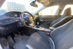 Peugeot 308 1.2 e-THP SENSATION 130 ch / COURROIE DE DISTRI CHANGEE 