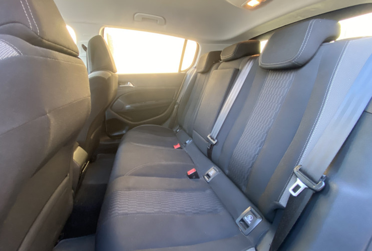 Peugeot 308 1.2 e-THP SENSATION 130 ch / COURROIE DE DISTRI CHANGEE 