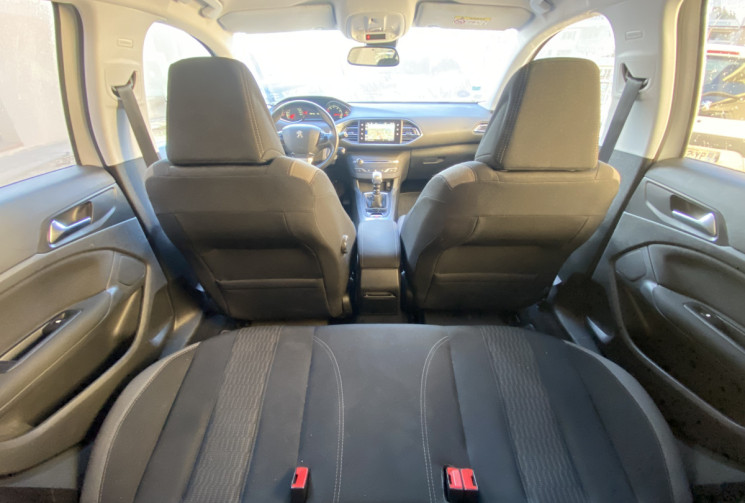 Peugeot 308 1.2 e-THP SENSATION 130 ch / COURROIE DE DISTRI CHANGEE 
