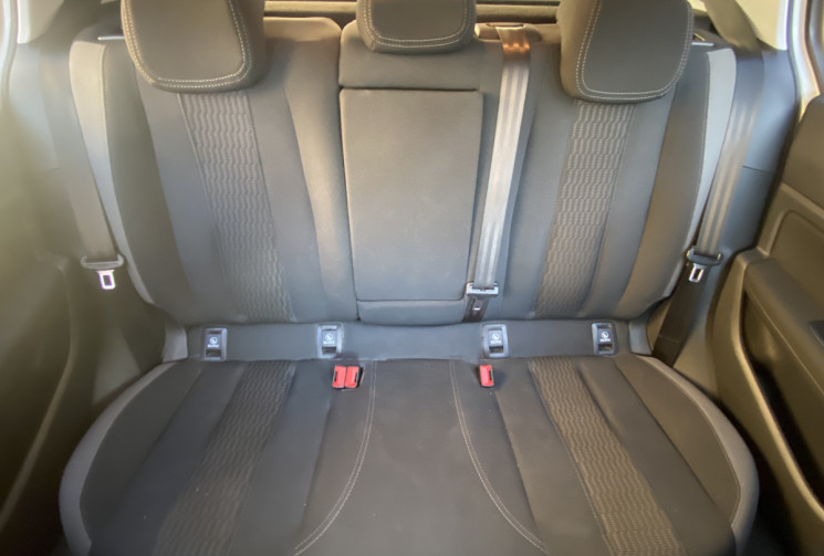 Peugeot 308 1.2 e-THP SENSATION 130 ch / COURROIE DE DISTRI CHANGEE 