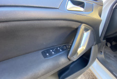 Peugeot 308 1.2 e-THP SENSATION 130 ch / COURROIE DE DISTRI CHANGEE 