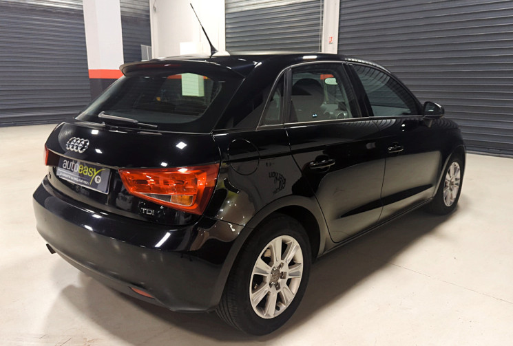AUDI A1 SPORTBACK 1.6 TDI 90 AMBIENTE / 5 Portes/ DISTRIBUTION OK