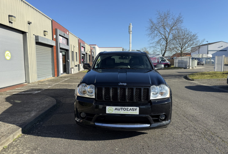 JEEP GRAND CHEROKEE SRT8 6.1 i V8 4WD 426 / ECHAPPEMENT BORLA / AUDITORIUM ECRANS AVANT ET ARRIERE