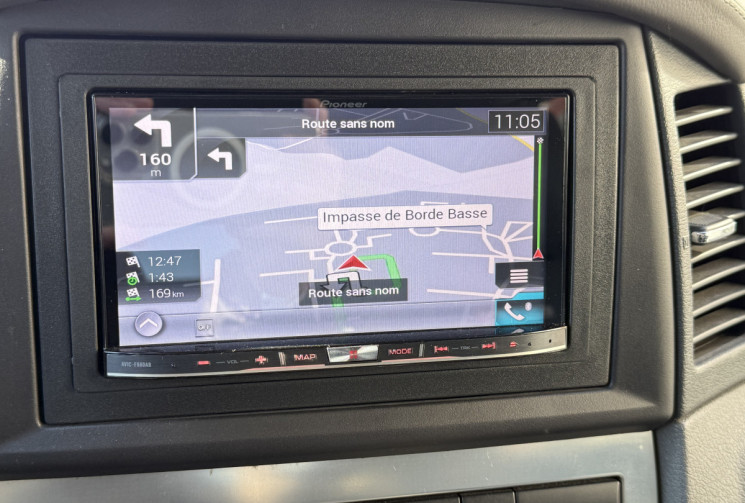 JEEP GRAND CHEROKEE SRT8 6.1 i V8 4WD 426 / ECHAPPEMENT BORLA / AUDITORIUM ECRANS AVANT ET ARRIERE