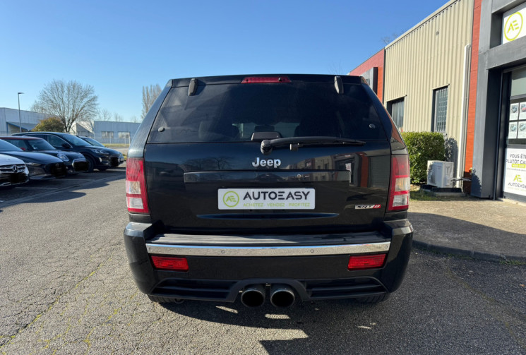 JEEP GRAND CHEROKEE SRT8 6.1 i V8 4WD 426 / ECHAPPEMENT BORLA / AUDITORIUM ECRANS AVANT ET ARRIERE
