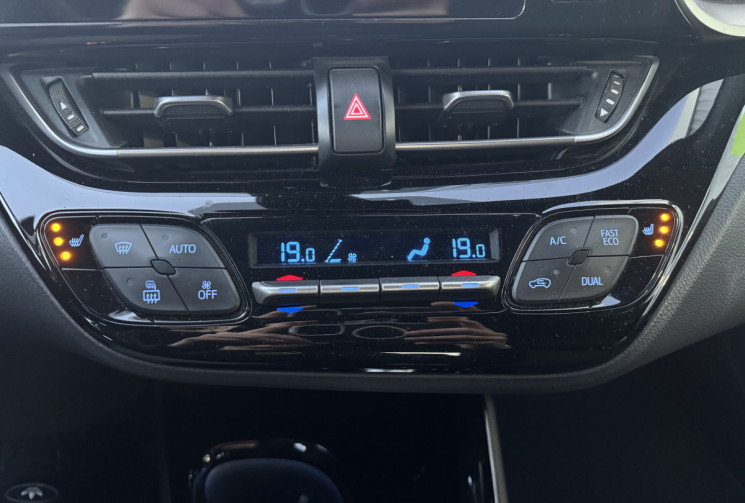 Toyota C-HR 122H DESIGN 2WD E-CVT RC18