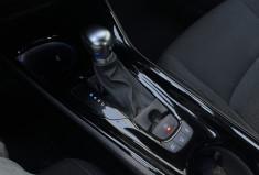 Toyota C-HR 122H DESIGN 2WD E-CVT RC18