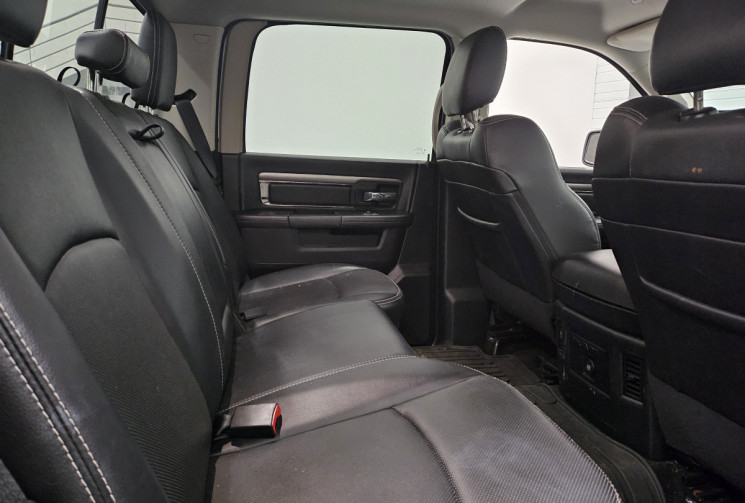 DODGE RAM 1500 double Cab 5.7 4WD 396 cv sport / 44990 ttc / 4 places / ethanol