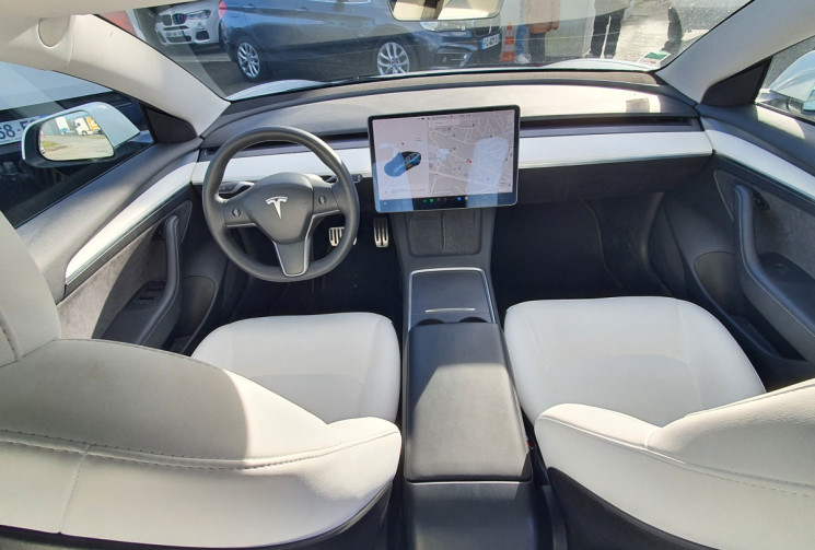 Tesla Model 3 ELECTRIC 325  LICORNE 60KWH STANDARD-PLUS BVA SERIE SPECIALE ET RARE