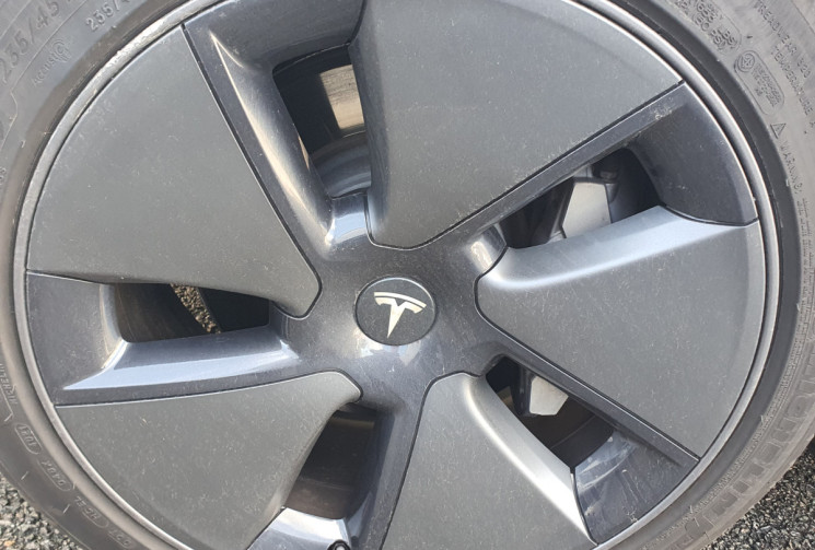 Tesla Model 3 ELECTRIC 325  LICORNE 60KWH STANDARD-PLUS BVA SERIE SPECIALE ET RARE
