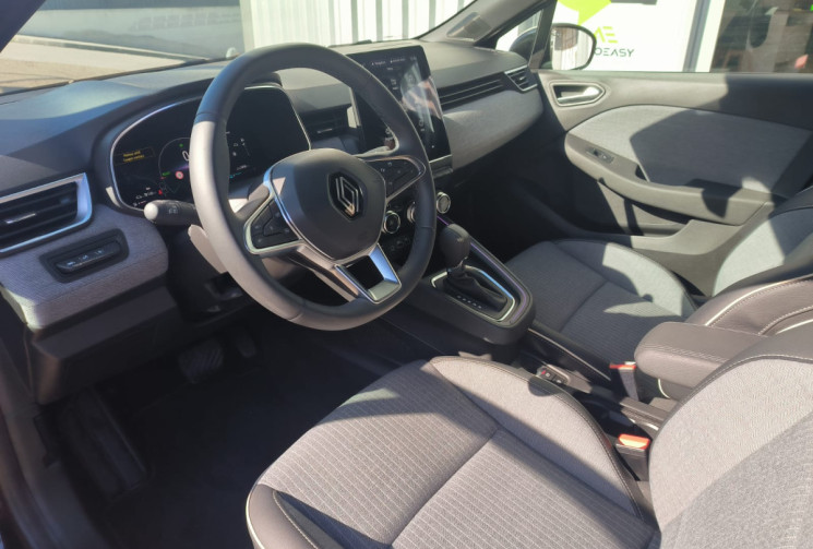 Renault CLIO V 1.6 E-TECH 145 TECHNO