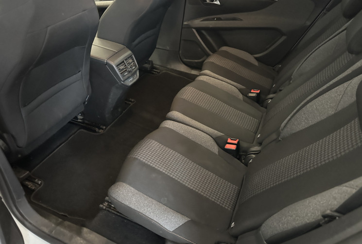 Peugeot 5008 1.5 BlueHDi 130 ch Active Business EAT8 / Entretien Peugeot / 1ère main / TVA récup