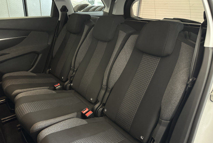 Peugeot 5008 1.5 BlueHDi 130 ch Active Business EAT8 / Entretien Peugeot / 1ère main / TVA récup