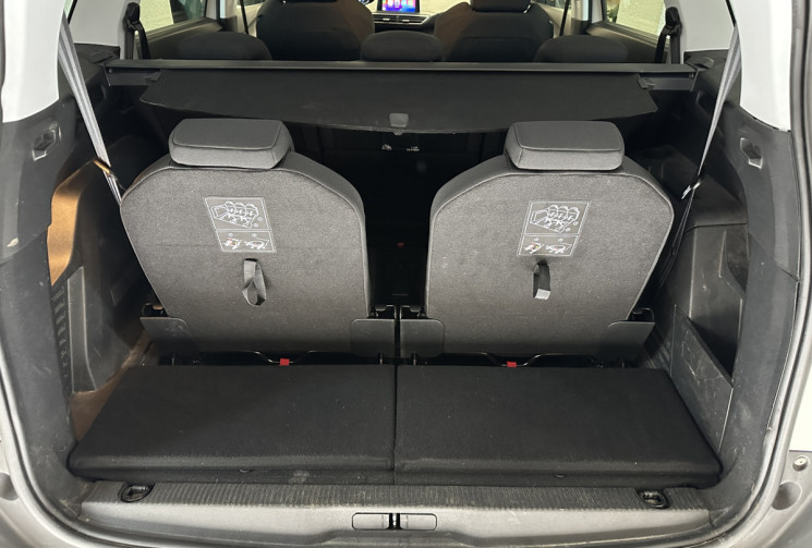 Peugeot 5008 1.5 BlueHDi 130 ch Active Business EAT8 / Entretien Peugeot / 1ère main / TVA récup