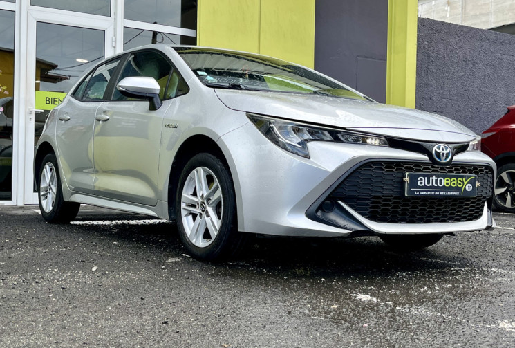 Toyota COROLLA 1.8 VVT-i 16V 122 cv HSD CVT Design / Boite auto / Chaine de distribution / 1ère main