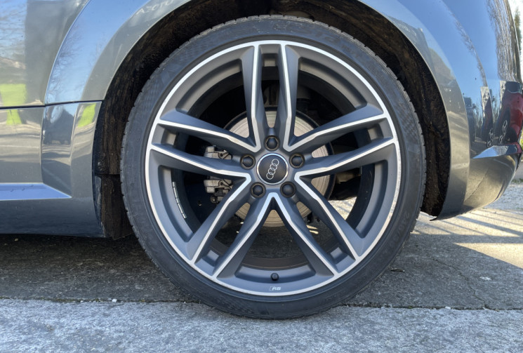 Audi TT 2.0 TDI Ultra 184 S-LINE
