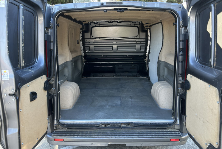 Opel VIVARO L1H1 1.6 CDTI BiTurbo Fourgon court 140 pack business / moteur à chaîne / Caméra / Clim 