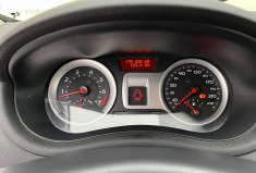 Renault CLIO 3  1.6 i  110 CH