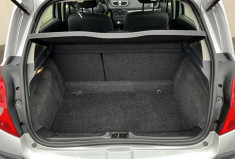 Renault CLIO 3  1.6 i  110 CH