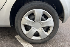 Renault CLIO 3  1.6 i  110 CH